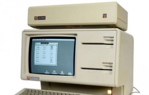 Primul computer cu mouse va fi scos la licitaţie. Ar putea fi cumpărat cu peste 40.000 de dolari